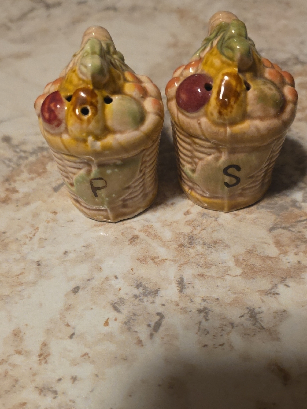 Vintage Fruit Basket Salt and Pepper Shakers - Ceramic